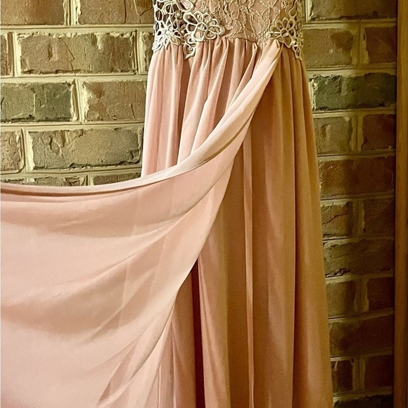 City Studio Size 0 Pale Pink Prom Pageant Gown Tulip Style Beaded Modest Sequin - Picture 4 of 12